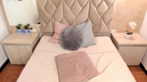 NATH QUIM online show from January 13, 2:50 am