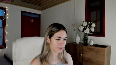 Snapshot of nathaaly_sky chatting on January 22, 10:18 am nathaly sky online show from January 22, 10:18 am