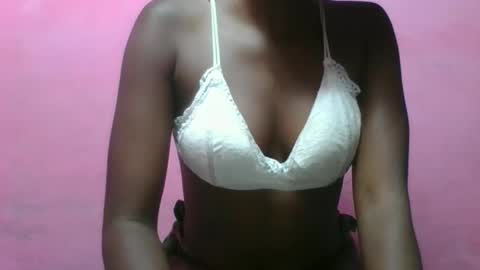 nathalia069 online show from February 26, 4:22 am