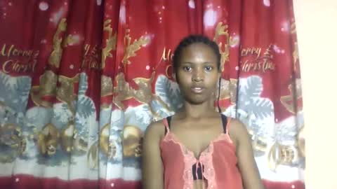 nathalie004 online show from November 25, 5:51 am