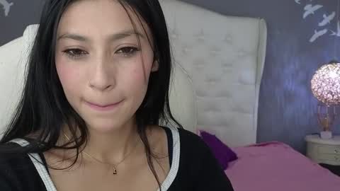 Snapshot of nathaly_blue chatting on January 16, 6:59 pm nathaly_blue online show from January 16, 6:59 pm