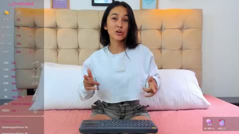 Snapshot of nathaly_rose__ chatting on February 15, 7:06 pm nathaly_rose__ online show from February 15, 7:06 pm