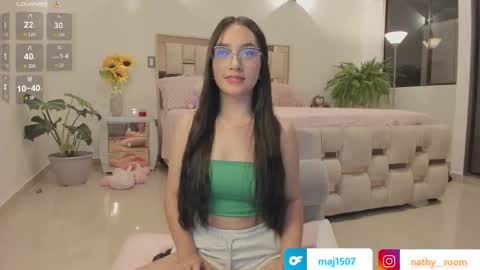 Snapshot of nathaly_star04 chatting on November 12, 2:34 am online show from November 12, 2:34 am