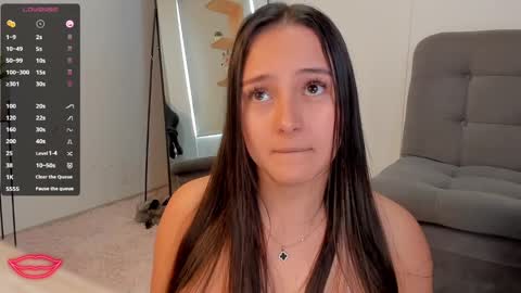 nathalyxx_ online show from December 18, 5:21 pm