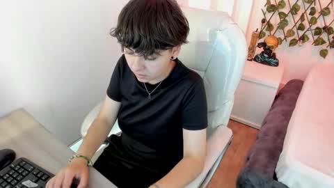 nathalyy_ds online show from December 16, 7:08 pm