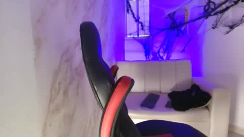 Snapshot of nathan_shimmer chatting on October 30, 1:01 pm nathan_shimmer online show from October 30, 1:01 pm