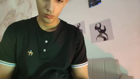 Snapshot of nathan_shimmer chatting on December 2, 3:07 pm nathan_shimmer online show from December 2, 3:07 pm