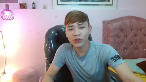 Snapshot of nathanclay chatting on November 8, 3:50 am nathanclay online show from November 8, 3:50 am