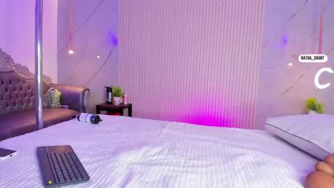 nathassa online show from October 9, 1:31 pm