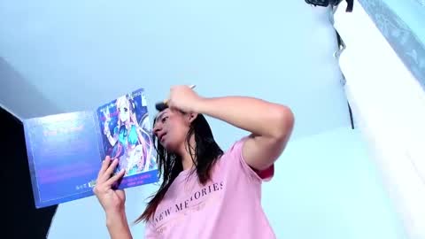 Snapshot of nati_sm chatting on February 7, 12:17 pm Nati online show from February 7, 12:17 pm