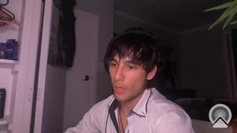 Snapshot of native_boy2 chatting on February 17, 2:04 pm native_boy2 online show from February 17, 2:04 pm