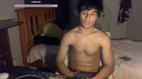 Snapshot of native_boy2 chatting on December 1, 10:53 am native_boy2 online show from December 1, 10:53 am