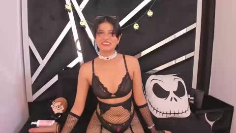 natsumiht online show from October 24, 5:26 am