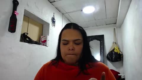 Snapshot of nattasha_foxx chatting on December 2, 12:49 am natalia online show from December 2, 12:49 am