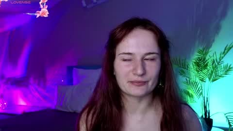 Snapshot of natural_meri_ chatting on June 5, 6:52 am Meri online show from June 5, 6:52 am