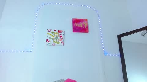  Annie  online show from January 26, 6:38 am