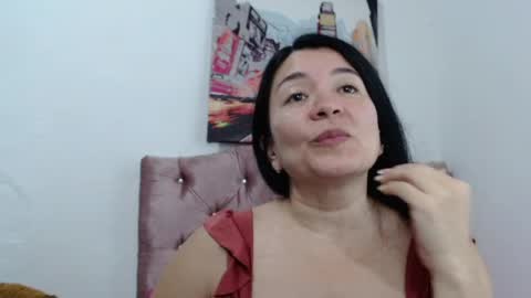 Snapshot of naturally_mature chatting on April 30, 3:46 am Sammy online show from April 30, 3:46 am