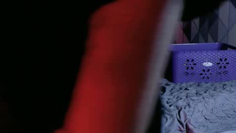 Snapshot of naturaltitss_ chatting on October 23, 7:23 pm Gwen online show from October 23, 7:23 pm