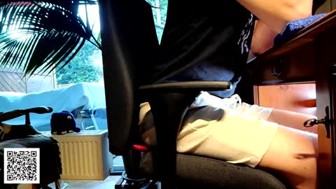 Nature online show from December 19, 2:35 pm