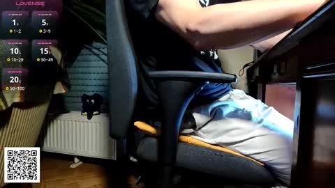 Nature online show from November 11, 9:37 pm