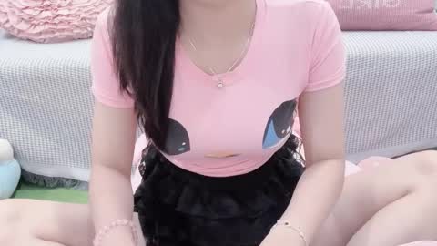 Snapshot of natycutiegirl chatting on October 13, 2:22 am Kiki online show from October 13, 2:22 am