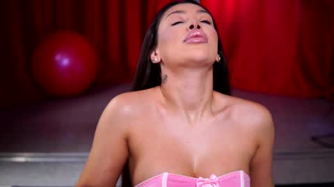 Naty online show from January 23, 7:51 pm