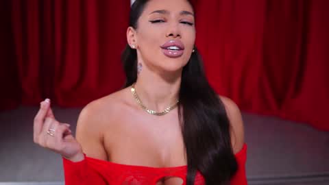 Naty online show from January 28, 7:53 pm