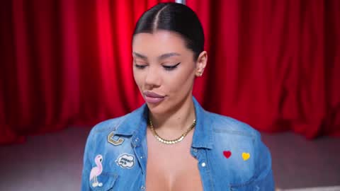 Naty online show from January 30, 7:26 pm