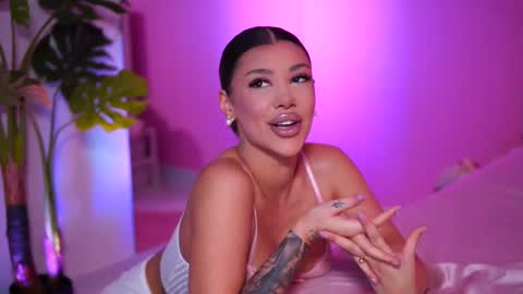 Naty online show from March 11, 5:16 am