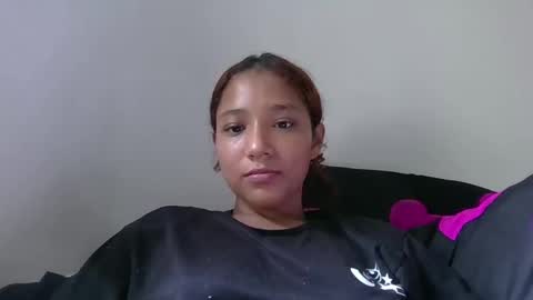 Snapshot of natzurit chatting on November 29, 4:21 pm Natzu online show from November 29, 4:21 pm