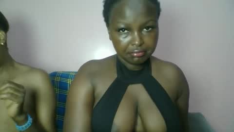 naughti_garlie online show from February 8, 5:55 am