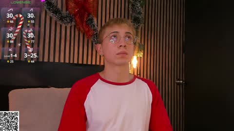 Christopher  Chris online show from December 14, 11:39 am