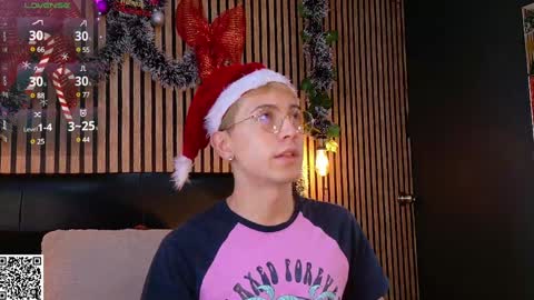 Christopher  Chris online show from December 22, 11:54 am