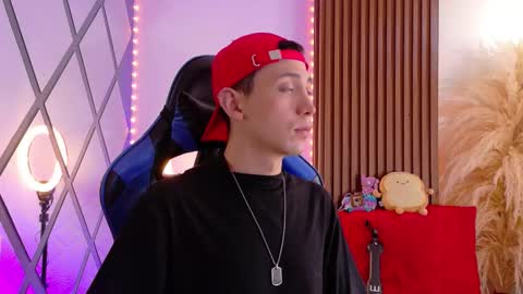 Christopher  Chris online show from September 22, 11:45 am