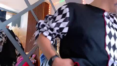 Christopher  Chris online show from October 9, 1:53 pm