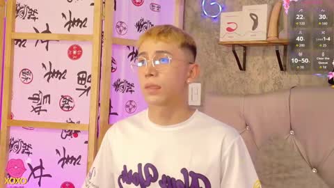 Christopher  Chris online show from November 29, 1:19 am