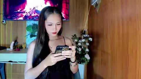 Snapshot of naughty_asian669 chatting on October 27, 8:07 am Melody slut online show from October 27, 8:07 am