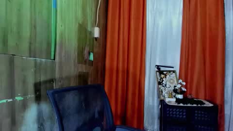 Snapshot of naughty_asian669 chatting on November 13, 11:09 am Melody slut online show from November 13, 11:09 am