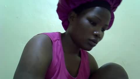 candy online show from October 4, 9:18 am