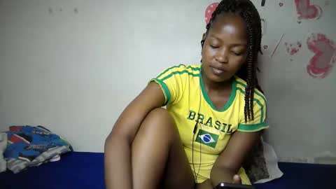 Snapshot of naughty_keesha1 chatting on October 13, 8:03 am naughty_keesha1 online show from October 13, 8:03 am