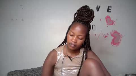 Snapshot of naughty_keesha1 chatting on October 19, 11:11 am naughty_keesha1 online show from October 19, 11:11 am