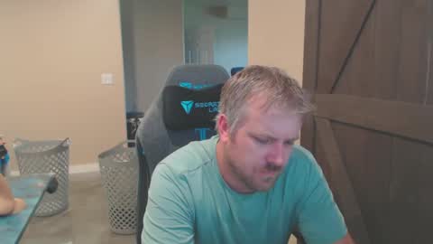 Snapshot of naughty_kinky1 chatting on September 9, 3:33 pm Naughty kinky1 online show from September 9, 3:33 pm