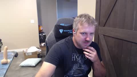Snapshot of naughty_kinky1 chatting on October 8, 3:42 pm Naughty kinky1 online show from October 8, 3:42 pm