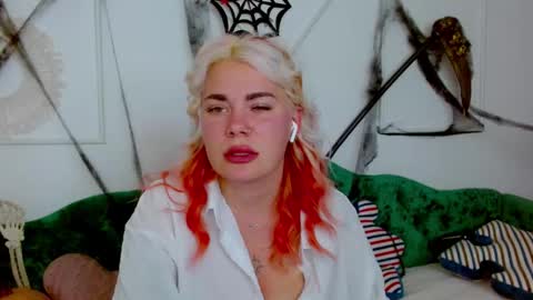 Maria  online show from October 29, 10:33 pm