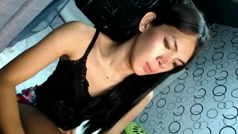 Snapshot of naughty_princess24 chatting on October 15, 11:05 pm Ariela online show from October 15, 11:05 pm