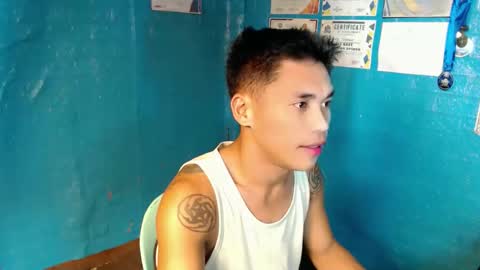 Snapshot of naughtyfuck_boy chatting on November 2, 1:35 pm naughtyfuck_boy online show from November 2, 1:35 pm