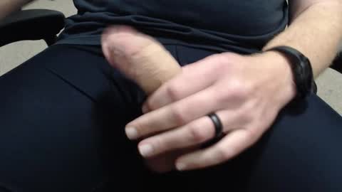 Snapshot of naughtyjohn77 chatting on December 17, 3:12 am naughtyjohn77 online show from December 17, 3:12 am