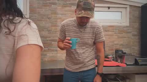 ANDREA STEPH  MIKE online show from November 3, 10:38 am