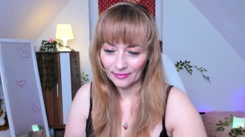 Milana - on air every day except Wednesday from 9 pm to 4 am European time online show from November 3, 9:59 pm