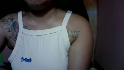 naughtymom_33 online show from January 9, 4:54 pm